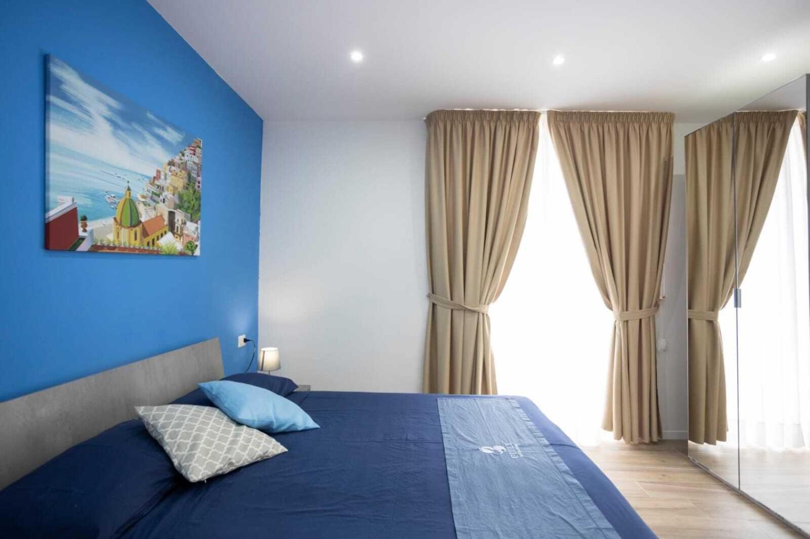 Giuly Suites & Rooms Naples Luaran gambar