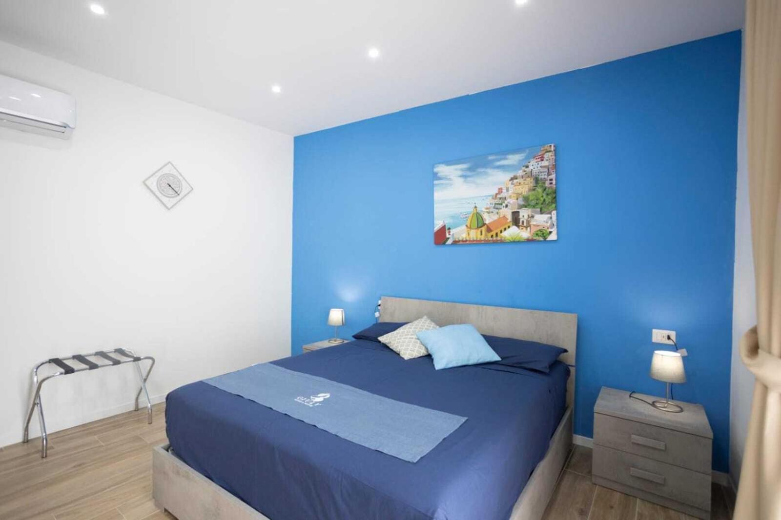 Giuly Suites & Rooms Naples Luaran gambar