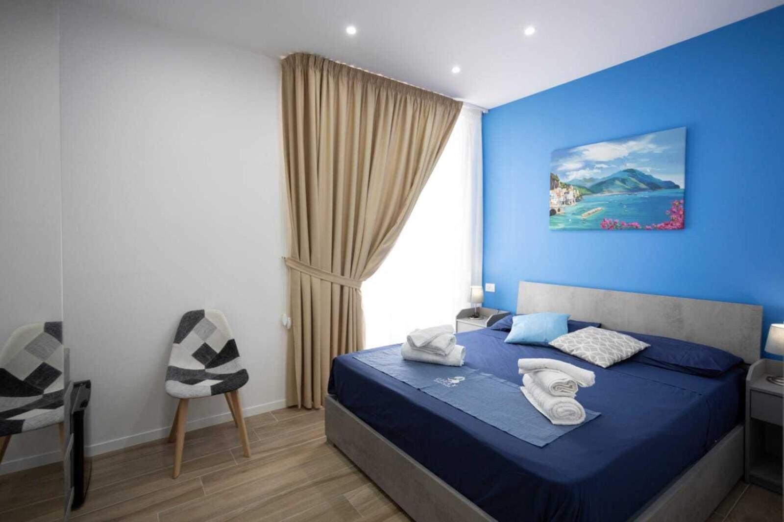 Giuly Suites & Rooms Naples Luaran gambar